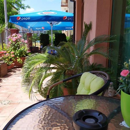 Adri Guest House Nesebar Exterior photo