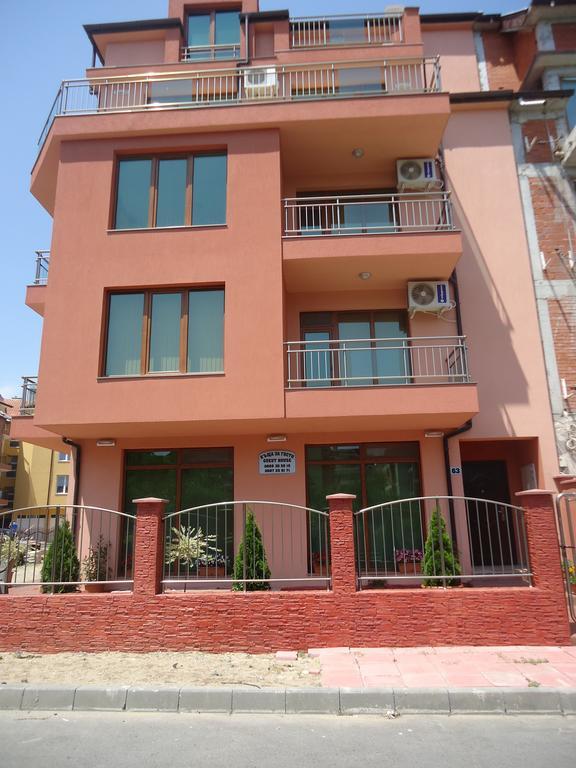 Adri Guest House Nesebar Exterior photo